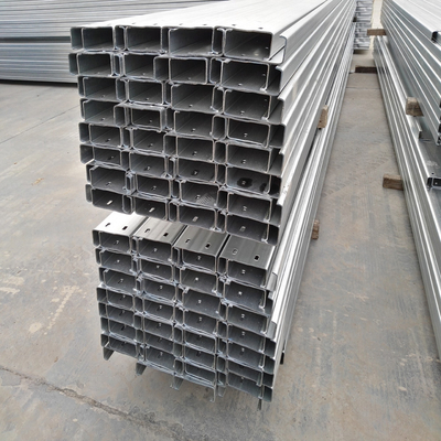 Gegalvaniseerd staal C-kanaal U-sectie kanaalconstructie 50 * 50 * 3 mm